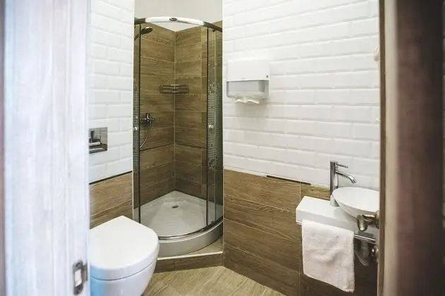 Tek Büyük Yataklı Oda, Özel Banyo (External)