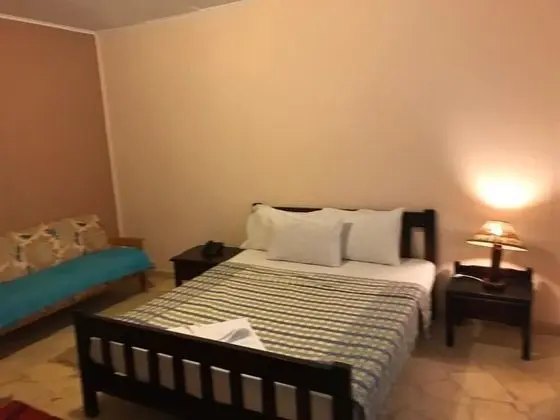 Tek Büyük Yataklı Oda