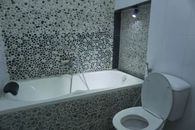 Deluxe Oda, 1 En Büyük (King) Boy Yatak