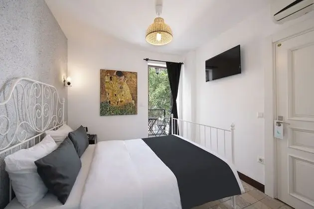 Deluxe Oda, 1 Büyük (Queen) Boy Yatak, Balkon/Veranda, Bahçe Manzaralı