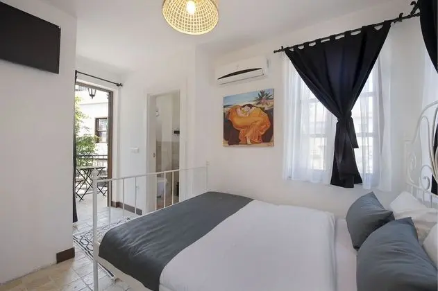 Deluxe Oda, 1 Büyük (Queen) Boy Yatak, Balkon/Veranda, Bahçe Manzaralı