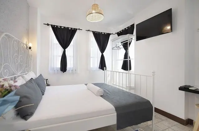 Deluxe Oda, 1 Büyük (Queen) Boy Yatak, Balkon/Veranda, Bahçe Manzaralı