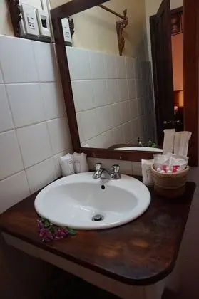 Üç Kişilik Oda