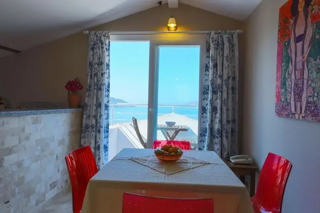 Penthouse, Deniz Manzaralı