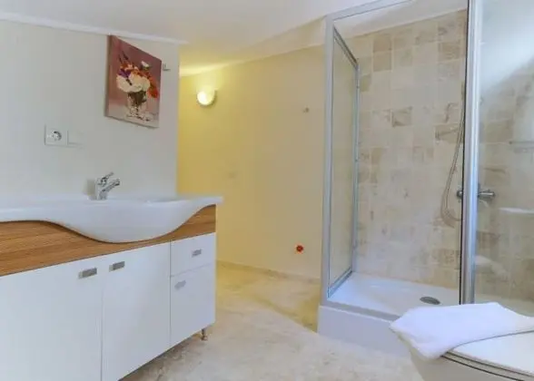 Penthouse, Deniz Manzaralı