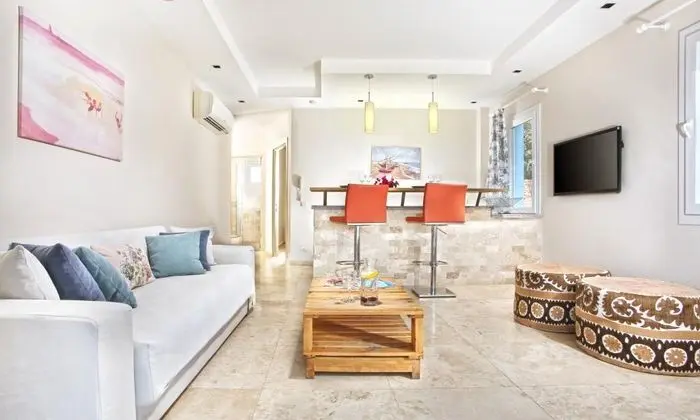 Suite, Kısmi Deniz Manzaralı