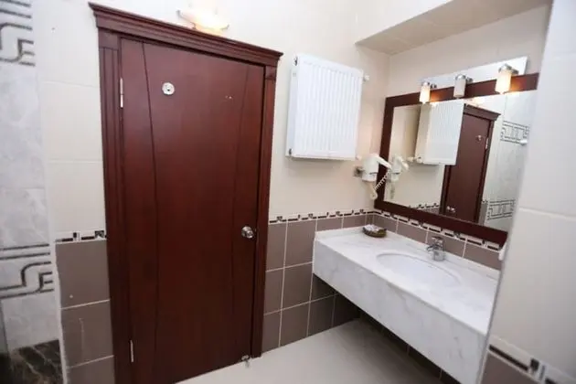 Standard Tek Büyük veya İki Ayrı Yataklı Oda