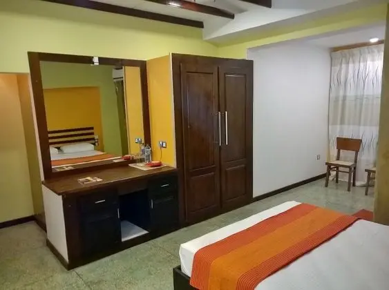 Deluxe Tek Büyük Yataklı Oda, Özel Banyo, Bahçeli