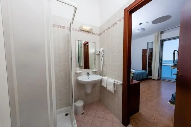 Dört Kişilik Oda