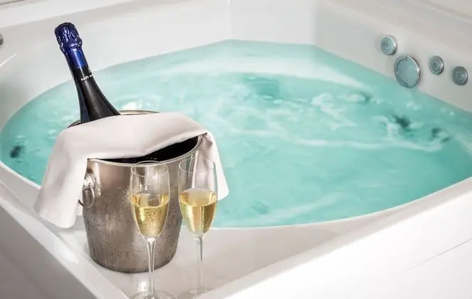 Süit (Jacuzzi)