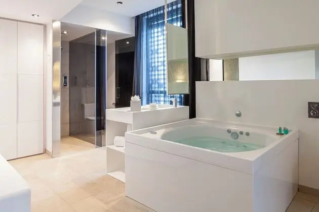 Süit (Jacuzzi)