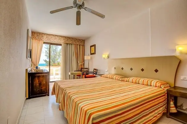 Tek Büyük Yataklı Oda, Deniz Manzaralı (3 adults)