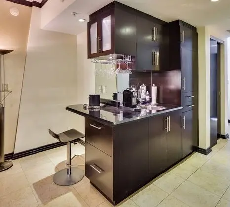 Luxury Stüdyo Süit, 1 En Büyük (King) Boy Yatak ve Çekyat, Veranda, Havuz Manzaralı