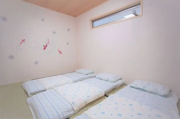Ev (Private Vacation)