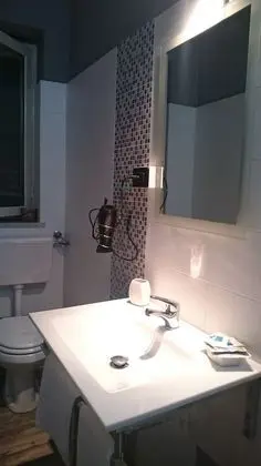 Comfort Tek Büyük veya İki Ayrı Yataklı Oda