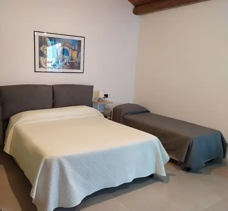 Üç Kişilik Oda