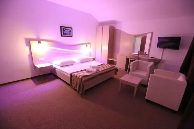 Superior Tek Büyük Yataklı Oda, Balkon, Deniz Manzaralı