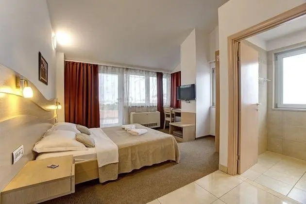 Superior Tek Büyük Yataklı Oda, Balkon, Deniz Manzaralı