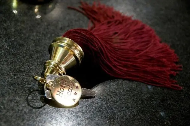 Üç Kişilik Oda