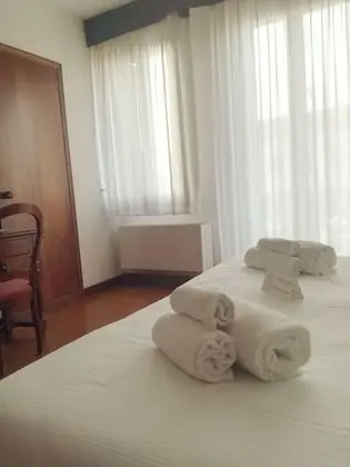 Üç Kişilik Oda