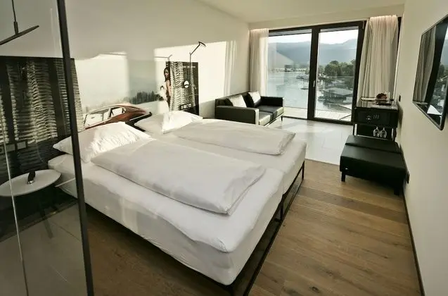 Deluxe Oda, Balkon, Göl Kenarı