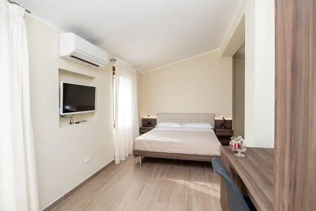 Tek Büyük Yataklı Oda, 1 Büyük (Queen) Boy Yatak, Şehir Manzaralı (Giulietta)