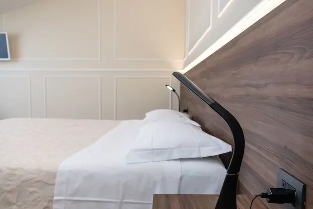 Tek Büyük Yataklı Oda, 1 Büyük (Queen) Boy Yatak, Şehir Manzaralı (Romeo)