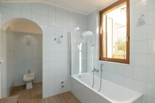 Tek Büyük Yataklı Oda, 1 Büyük (Queen) Boy Yatak, Şehir Manzaralı (Romeo)