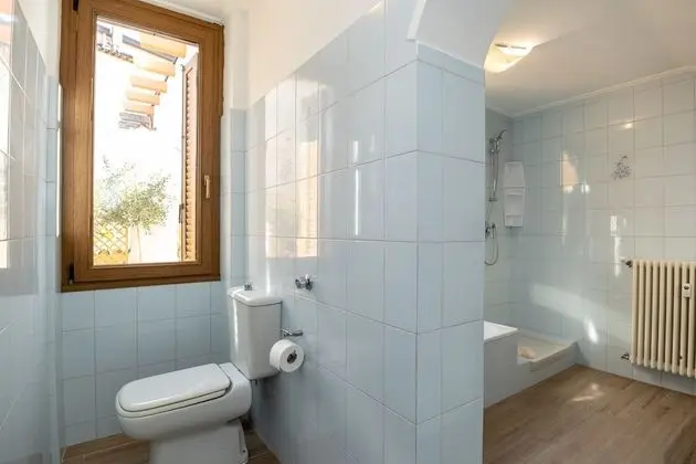 Tek Büyük Yataklı Oda, 1 Büyük (Queen) Boy Yatak, Şehir Manzaralı (Romeo)