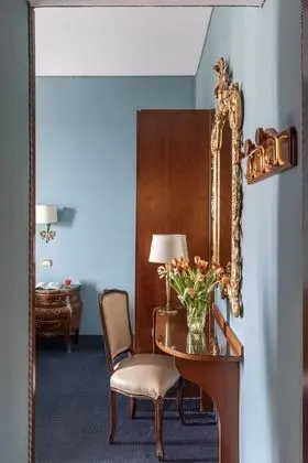 Connecting Superior Rooms with Balcony