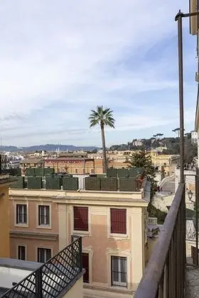 Connecting Superior Rooms with Balcony