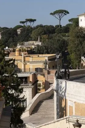 Connecting Superior Rooms with Balcony