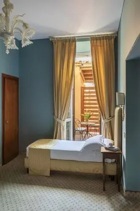 Standard Dört Kişilik Oda