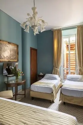 Standard Dört Kişilik Oda