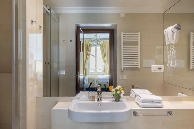 Standard Dört Kişilik Oda