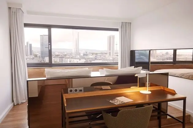 Superior Tek Büyük Yataklı Oda, Şehir Manzaralı