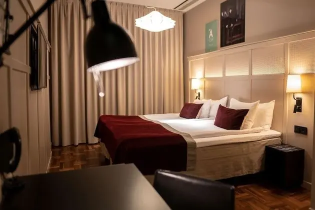 İki Ayrı Yataklı Oda (Cozy without Window)