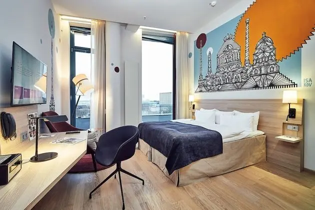Deluxe Tek Büyük Yataklı Oda