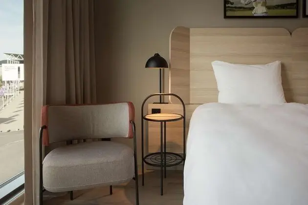 Oda, 1 En Büyük (King) Boy Yatak