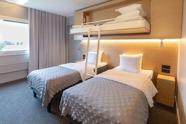 Family Oda (Standard)