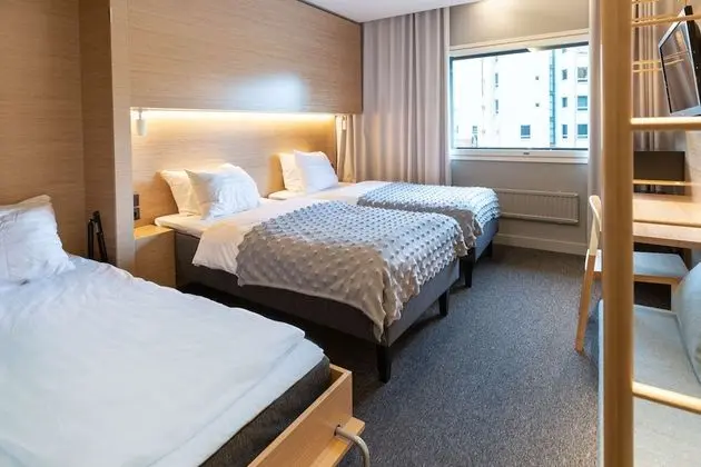 Family Oda (Standard)