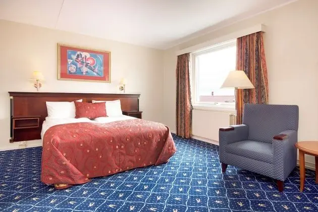 Standard Oda, 1 Büyük (Queen) Boy Yatak