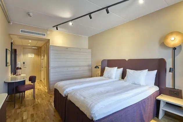 Family Oda (Standard)