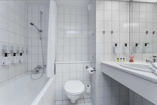 Family Oda (Standard)