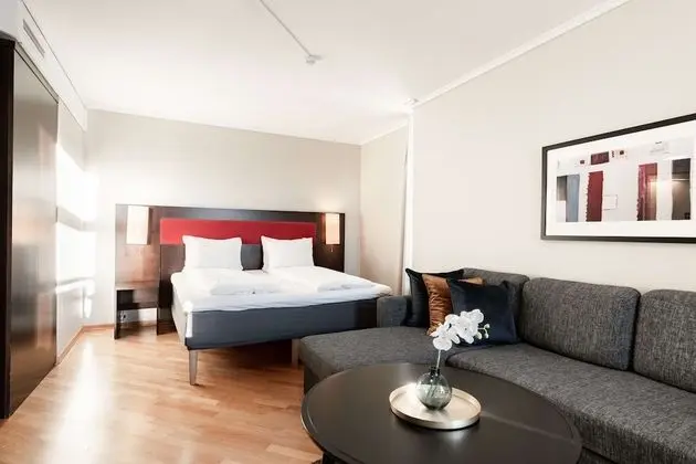 Junior Tek Büyük Yataklı Oda