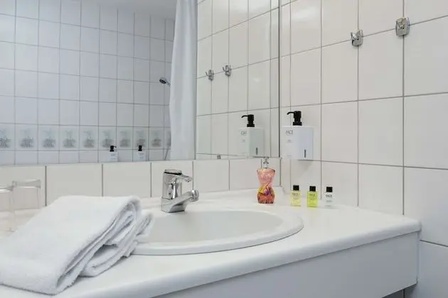 Junior Tek Büyük Yataklı Oda