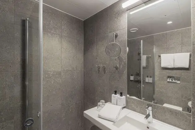 Family Oda (Standard)