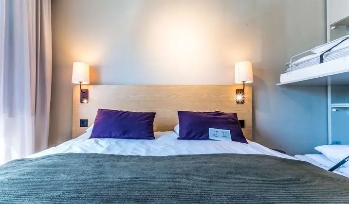 Family Oda (Standard)