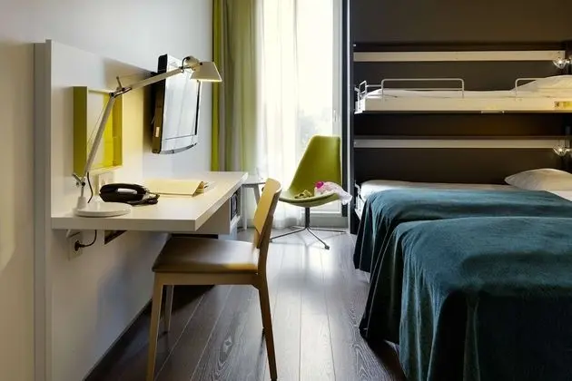 Family Oda (2 single beds+wallbed)