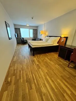 Family Tek Büyük veya İki Ayrı Yataklı Oda